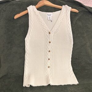 Song of Style White  Knit Sweater Vest
